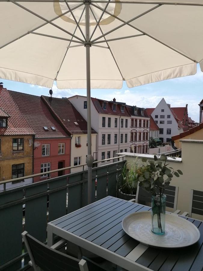 Townhouse Altstadt Wismar Upper Apartment Mit Zwei Terrassen 외부 사진