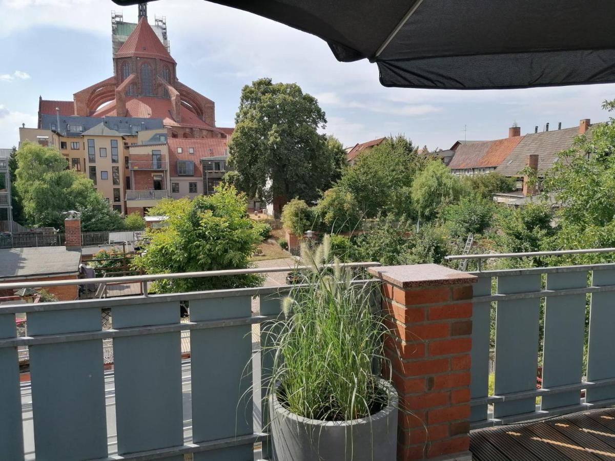 Townhouse Altstadt Wismar Upper Apartment Mit Zwei Terrassen 외부 사진